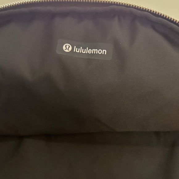 lululemon athletica Large Festival Bag - Picture 4 of 7